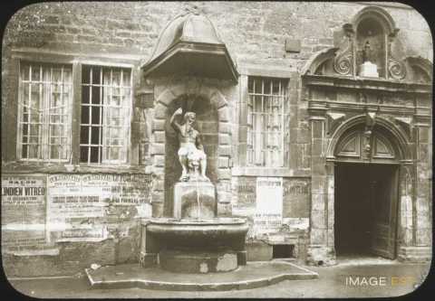Fontaine de Neptune (Besançon)